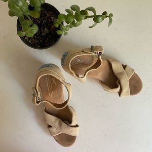 Toms sienna beige and cork wedge sandals